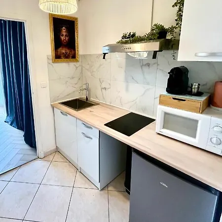 Апартаменты 'cap Confession' - Naturiste - Sea View - - Parking -air Conditionaire *